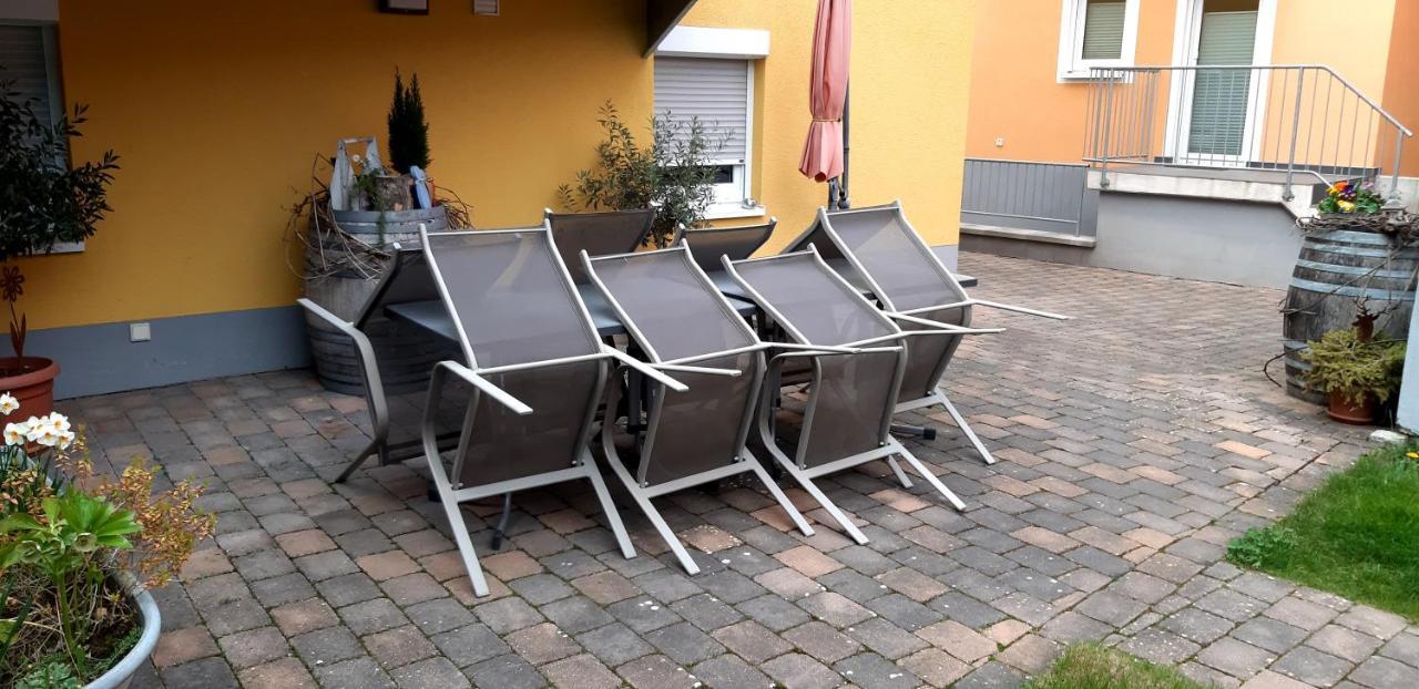 Ferienwohnung Punkt, 5 Gehminuten Vom Europa-Park Rust Luaran gambar