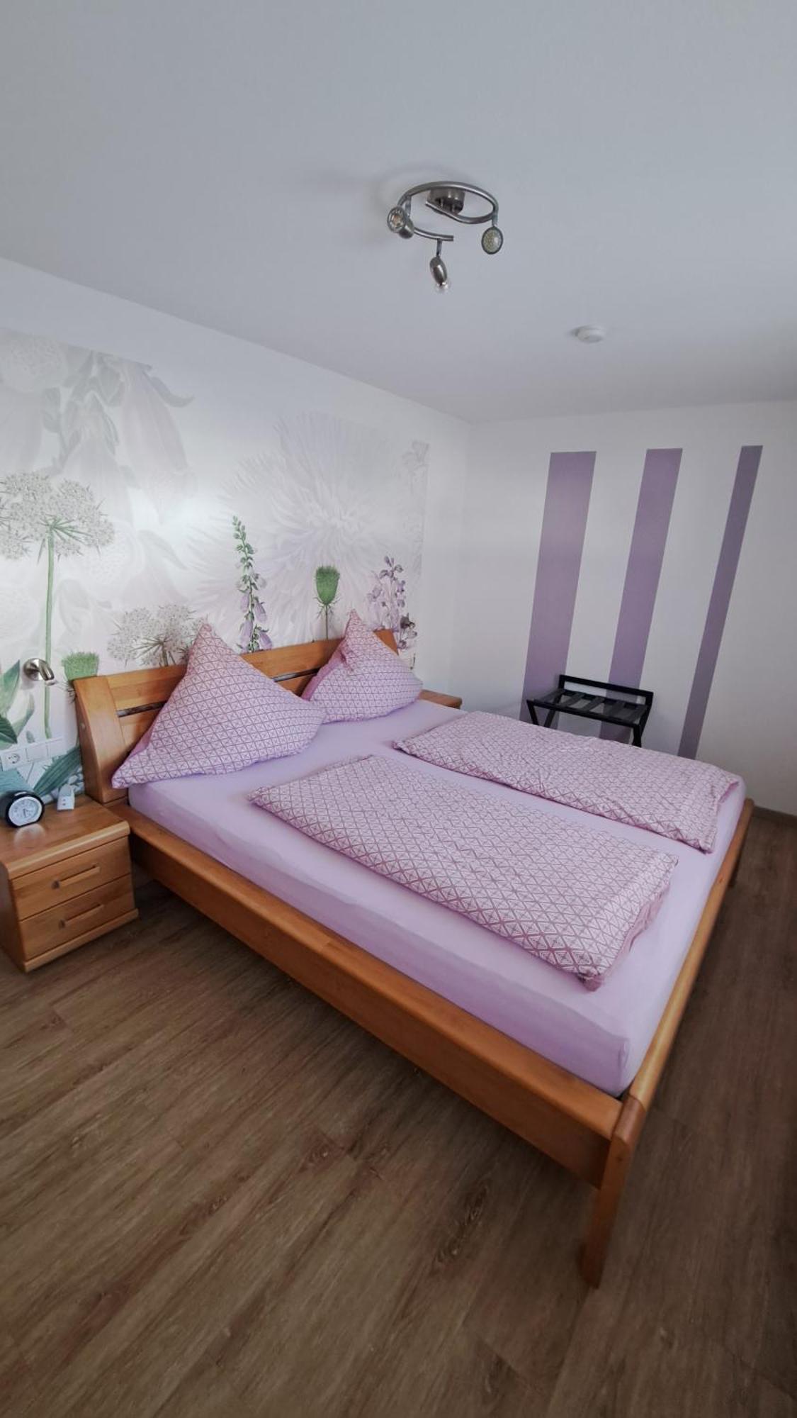 Ferienwohnung Punkt, 5 Gehminuten Vom Europa-Park Rust Luaran gambar